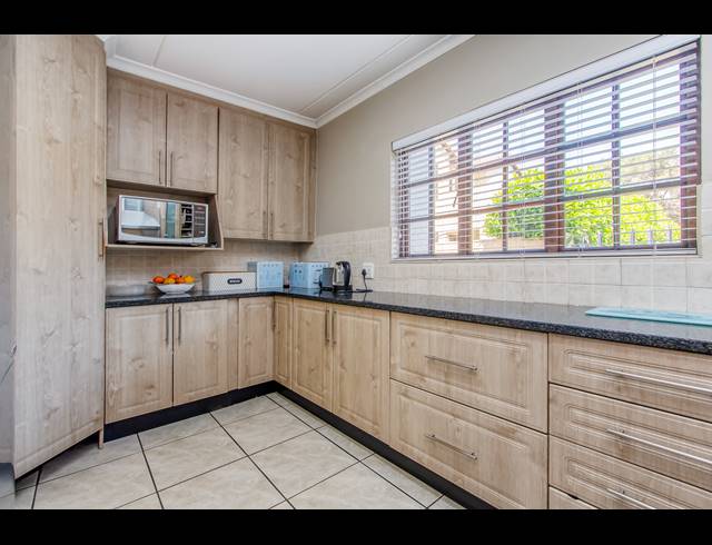 3 BEDROOM HOUSE FOR SALE IN BROADACRES